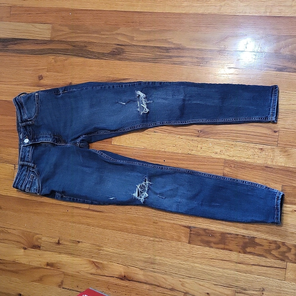 Blue skinny jeans